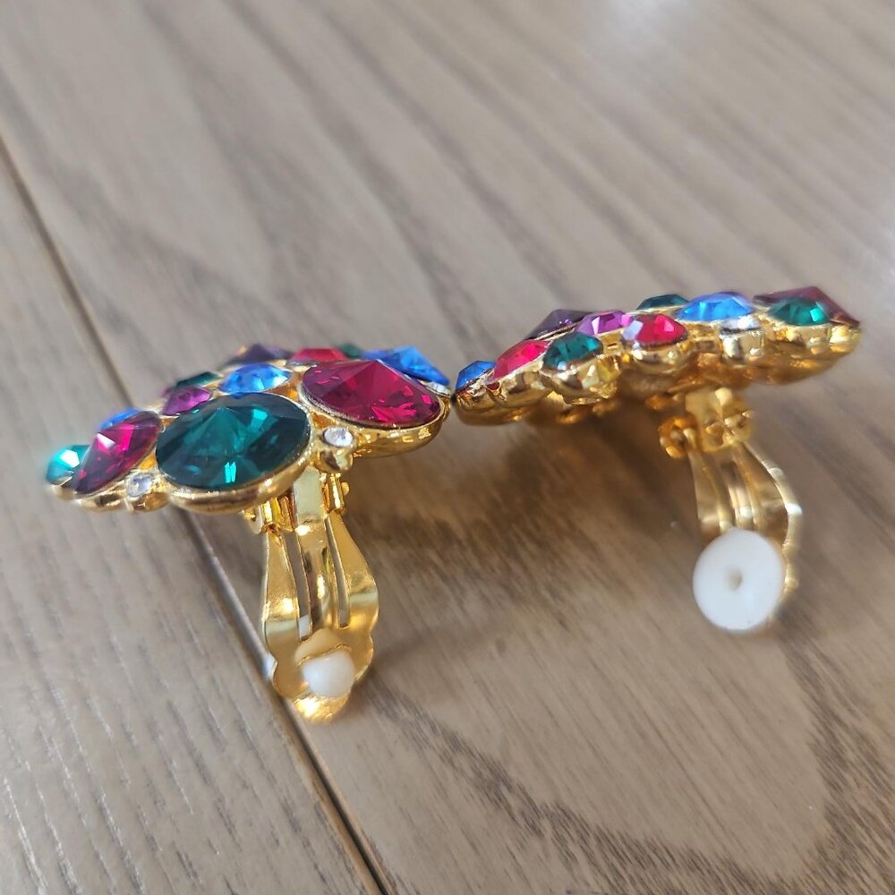 VTG Multi-Jewel Tone Colors Clip-On Earrings Bright Gold Metal Paddle Style - Picture 7 of 9